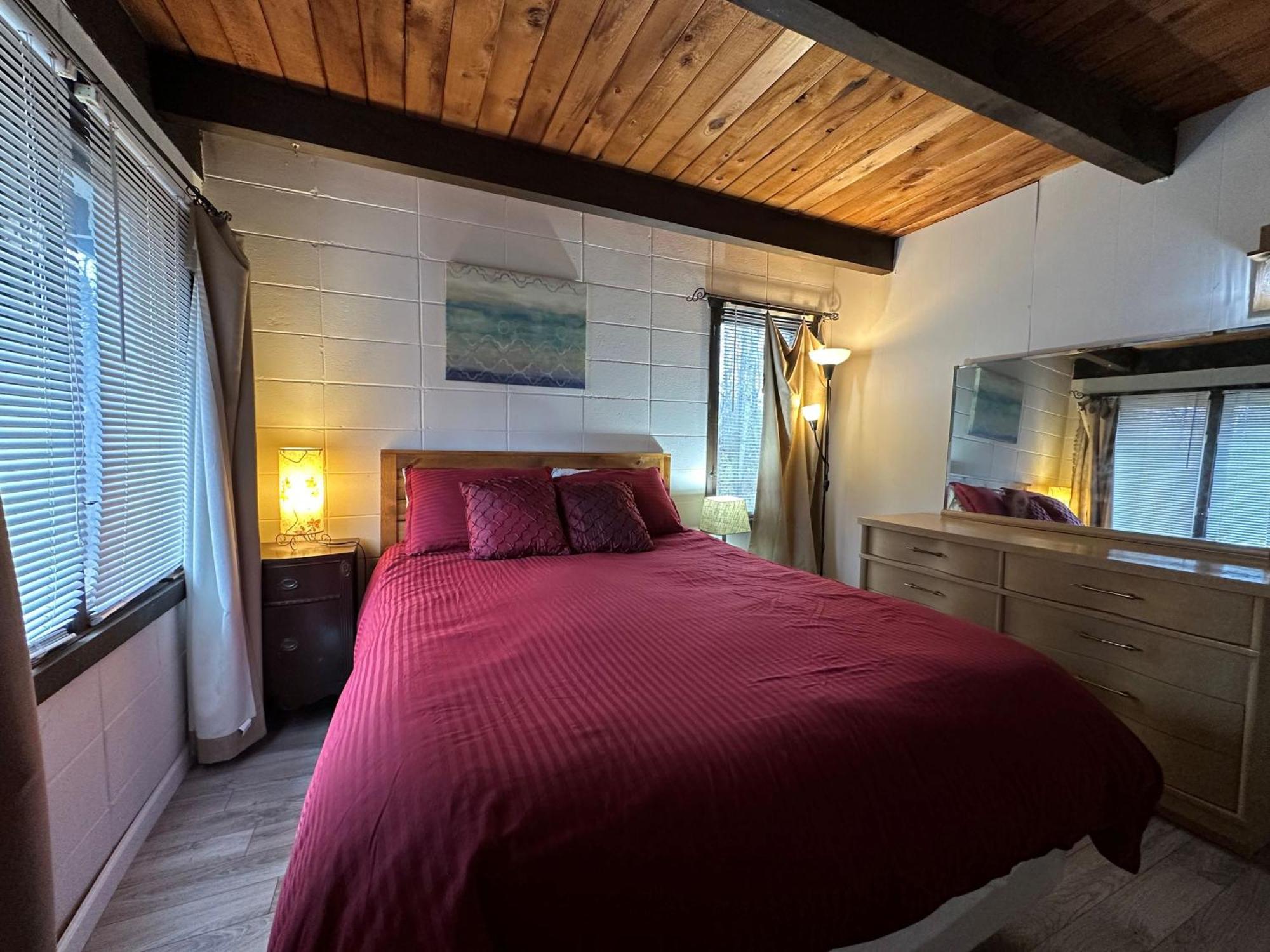 Husky House Villa Bessemer Bagian luar foto